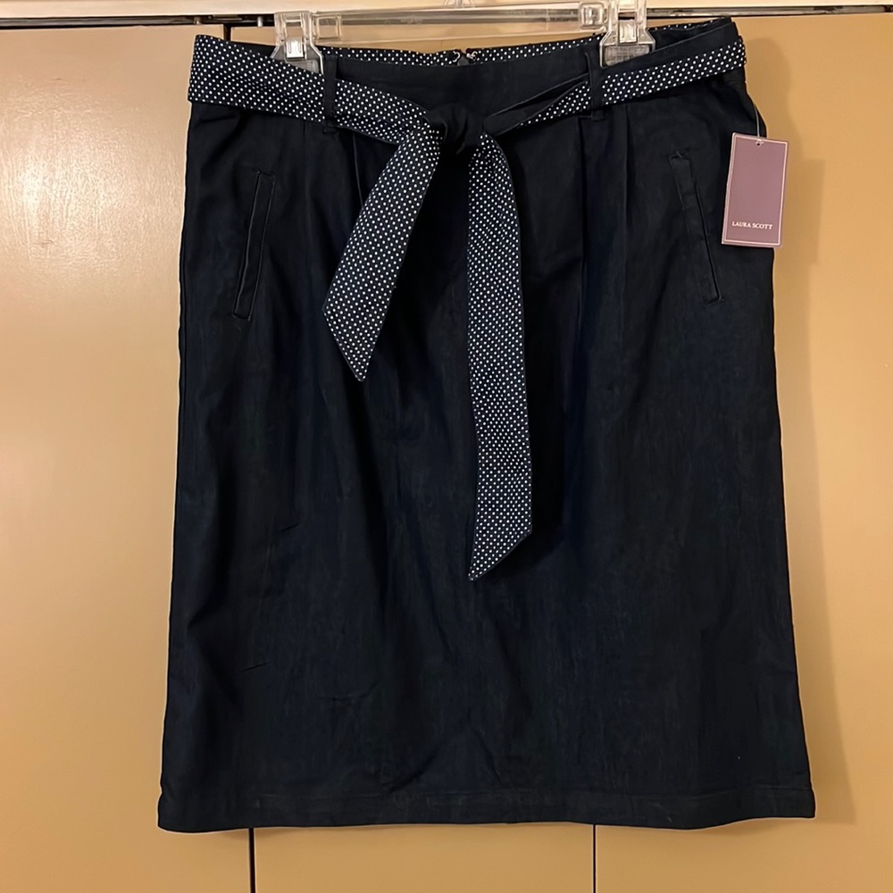 💙NWT Laura Scott Skirt💙